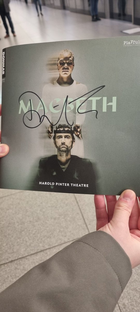 Life goal achieved, saw David Tennant live onstage and he autographed my programme! 😭 11 year old me would've been in BITS at this.