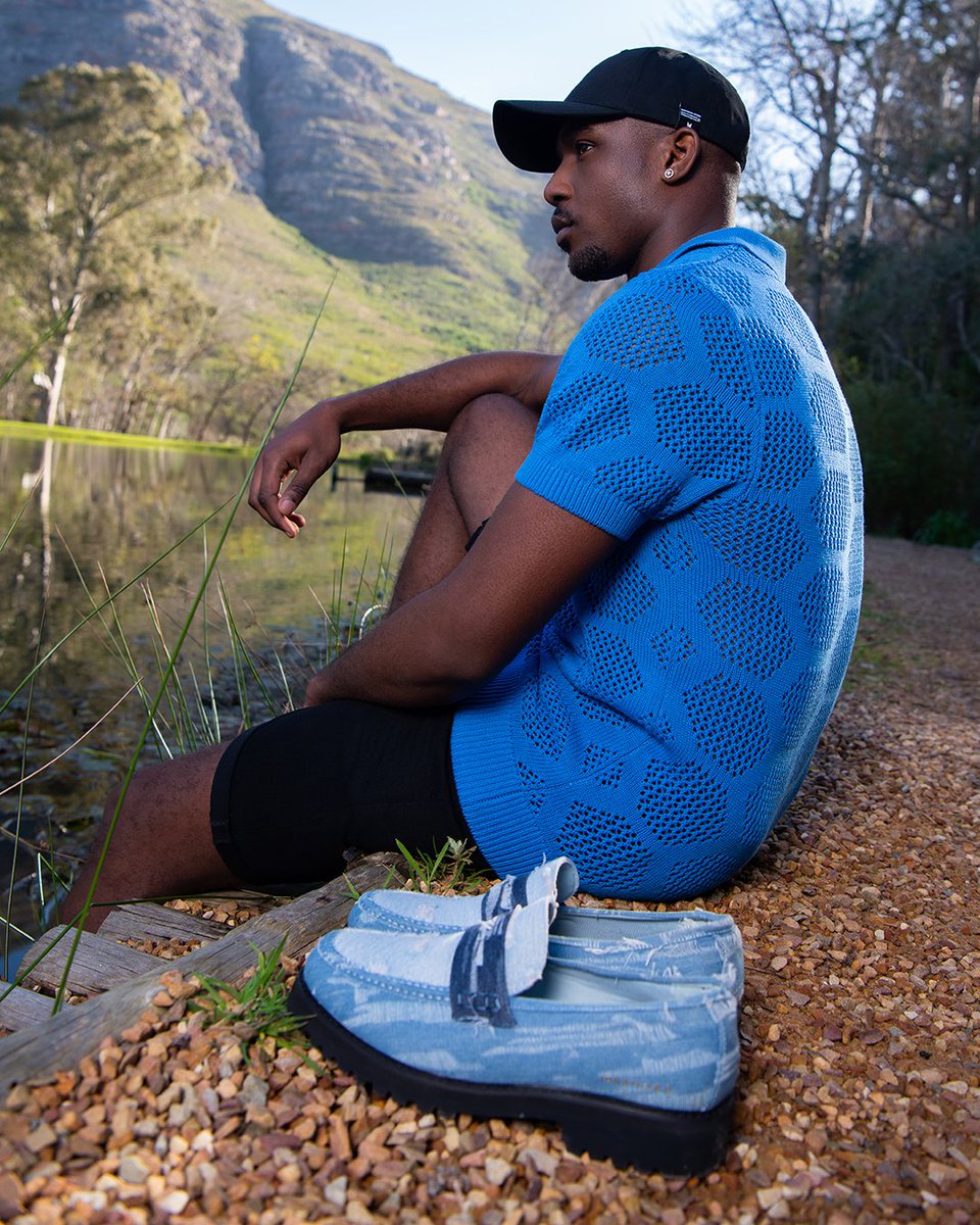 Markham_1873's tweet photo. Our summer collection blends old-world aesthetic with a fresh interpretation.
Shop in-store or online: https://t.co/nObcKZMaE0
Crochet top - R499
Jonathan D Loafer - R999
Relay Jeans Black Shorts - R449
Cap - R150
#MKMStyle #MKMSummer https://t.co/mZZ1HxLb0a