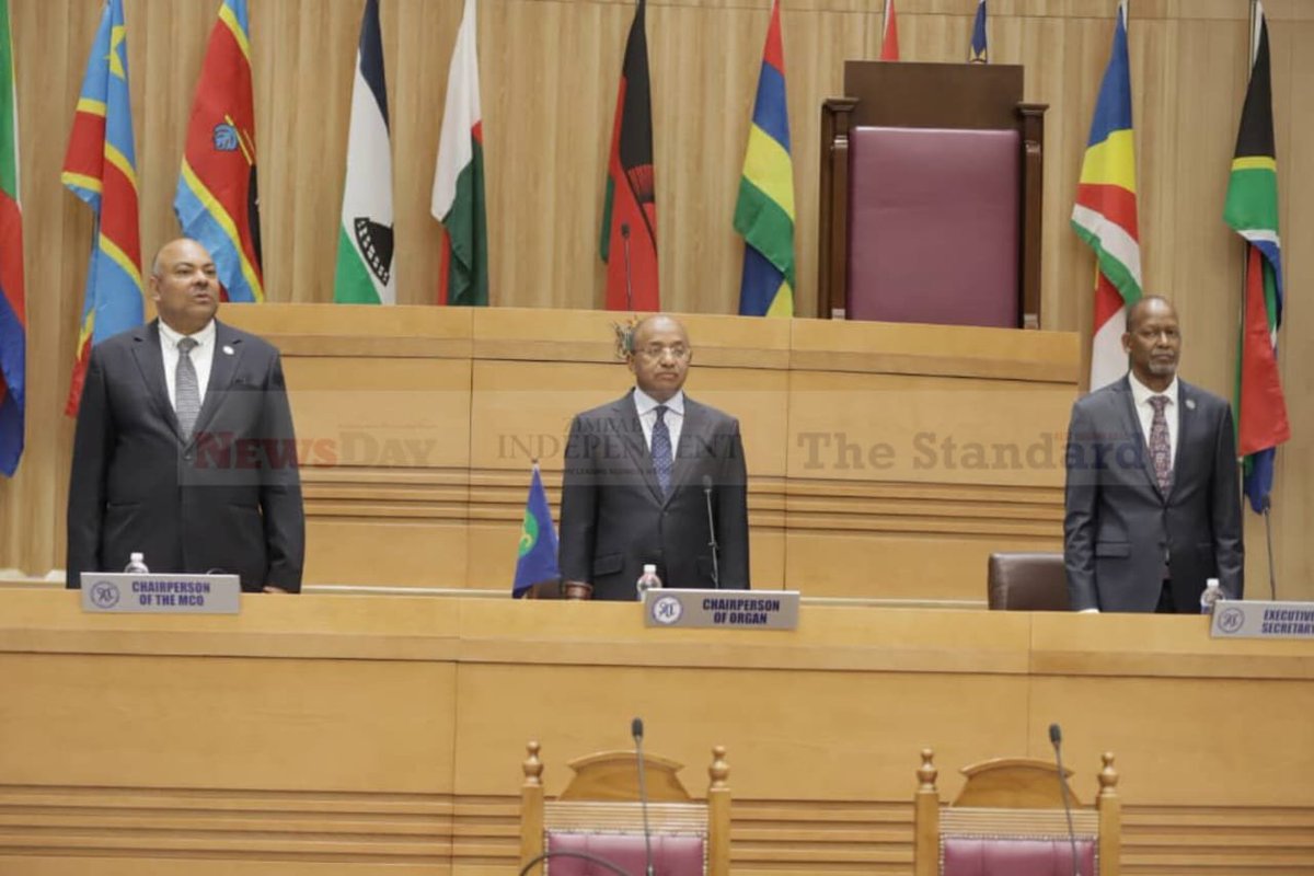 thestandardzim's tweet photo. #FOLLOW
π΅We give you #LIVE updates from the SADC Extraordinary Summit of Heads of State and Government in Harare, Zimbabwe.
#ExtraOrdinarySummit https://t.co/hdG87aGoq3