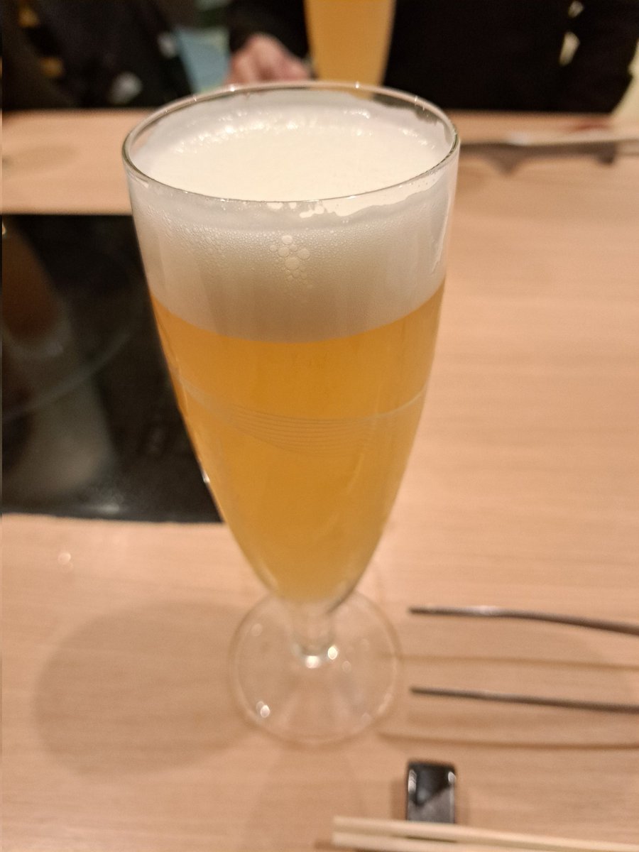 c222893's tweet photo. 皆様お久しぶりです。ロケランです。今週もあと２日。補給は必要です。 https://t.co/uxU6EgGQH1