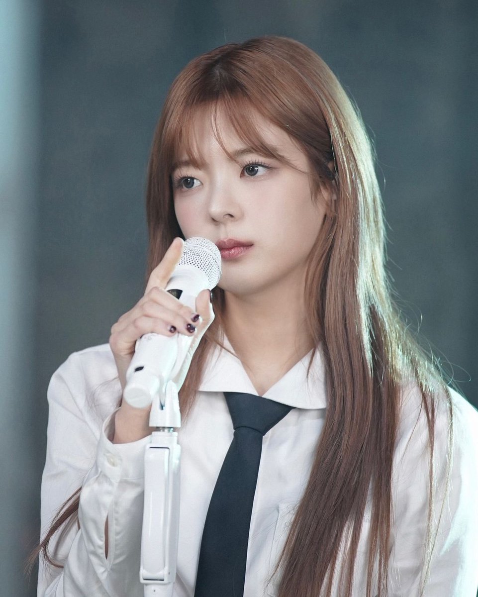 241120 ITZY (itzy.all.in.us) Instagram post update #LIA #리아