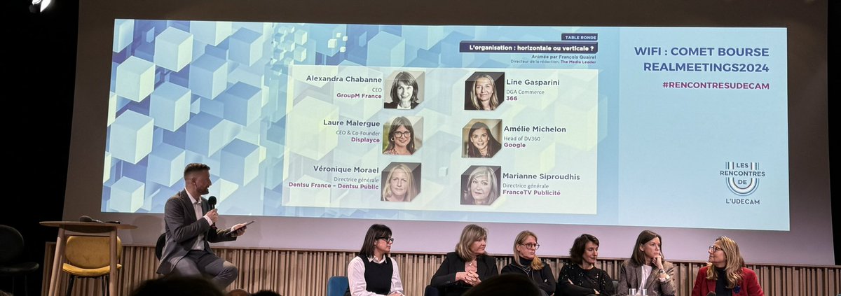 #rencontresudecam #iim #DigitalMarketing the panel 100% féminin sur les organisations horizontales ou verticales à venir.