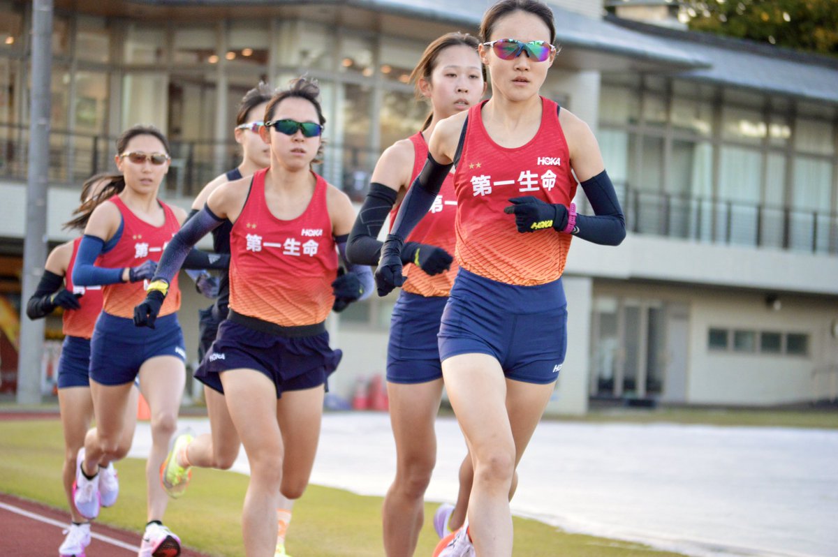 KMC陸上クラブ　ユニフォーム　レディース 💁‍♂️ 新ユニフォームのご紹介✨ ＼ 今年度より #HOKA で