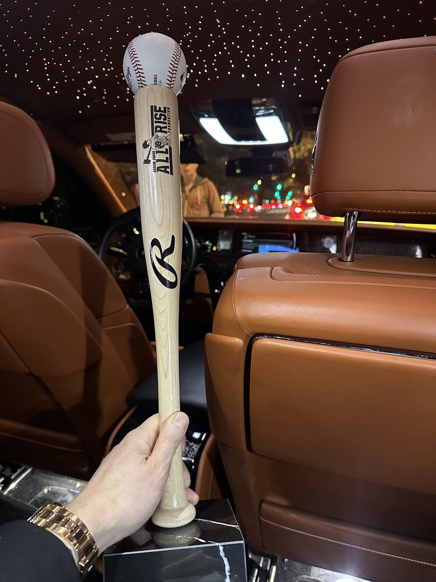 What an unforgettable evening celebrating the one and only @thejudge44 -  @yankees captain, home run king, MVP and Philanthropist. Aaron Judge isn’t just a leader of the Yankees, he is also a champion of giving back to the community. Through his foundation <a href="/AllRiseOfficial/">ALLRISE Foundation</a>