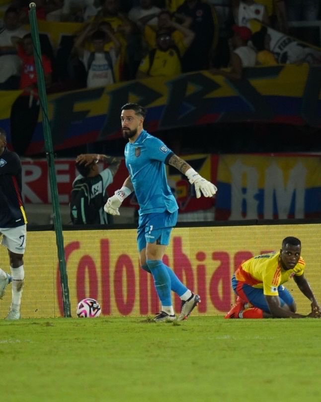 Felicitamos a la <a href="/LaTri/">La Tri 🇪🇨</a> por su gran triunfo en Barranquilla ante la selección Colombia. 
Estamos orgullosos del desempeño de todos los jugadores. 
¡Viva Ecuador!