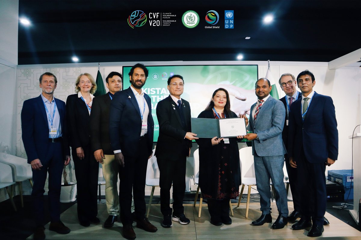 Global Shield (@theglobalshield) on Twitter photo Today at #COP29, #Pakistan is championing financial protection, becoming the first country in Asia to initiate access to support from the Global Shield.
🔗 Read full Press Release
globalshield.org/news/pakistan-…
#ClimateFinance
<a href="/UNDP_Pakistan/">UNDP Pakistan</a> <a href="/ClimateChangePK/">Ministry of Climate Change, Pakistan</a> <a href="/TheCVF/">Climate Vulnerable Forum</a> <a href="/V20Group/">V20 Finance Ministers</a> Today at #COP29, #Pakistan is championing financial protection, becoming the first country in Asia to initiate access to support from the Global Shield.
🔗 Read full Press Release
globalshield.org/news/pakistan-…
#ClimateFinance
<a href="/UNDP_Pakistan/">UNDP Pakistan</a> <a href="/ClimateChangePK/">Ministry of Climate Change, Pakistan</a> <a href="/TheCVF/">Climate Vulnerable Forum</a> <a href="/V20Group/">V20 Finance Ministers</a>