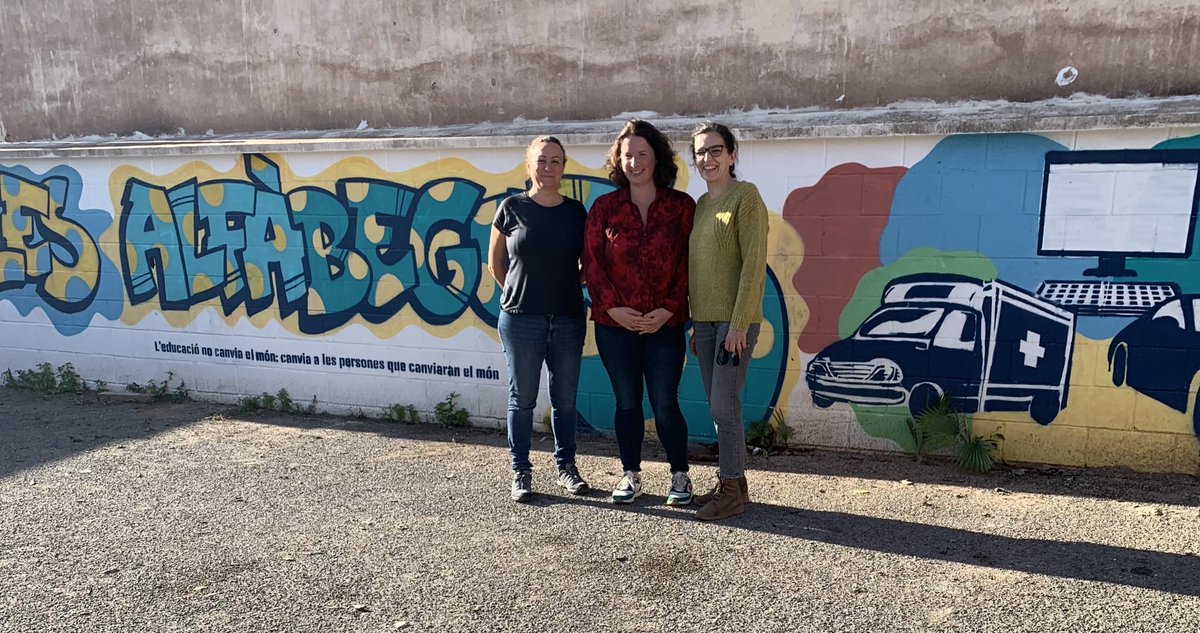 Destination ✈️ 🇪🇸 #Alicante (IES Leonardo da Vinci) et #Bétera (IES Los Alfabagues) pour Mme Calvez.
Mission 🎯 : nouer des partenariats #erasmus avec ces 2 établissements.
Un accueil 👍👍 🙏 
<a href="/DSDEN31/">DSDEN 31</a>  <a href="/EuroElp/">ELP Euro Lycee Pro</a> <a href="/leonard81607949/">IES Leonardo da Vinci (Alicante)</a> 
<a href="/leclercarno/">Arnaud Leclerc</a> <a href="/EUErasmusPlus/">Erasmus+</a>