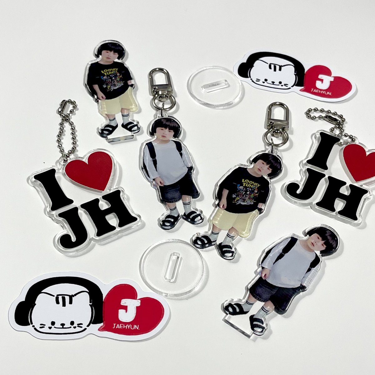 เดี๋ยวมาลงอ้วมยืนจ๋องรอบพร้อมส่งคับ 
ยังมีคนอยากรับเลี้ยงอยู่ม้ายยยย🥹