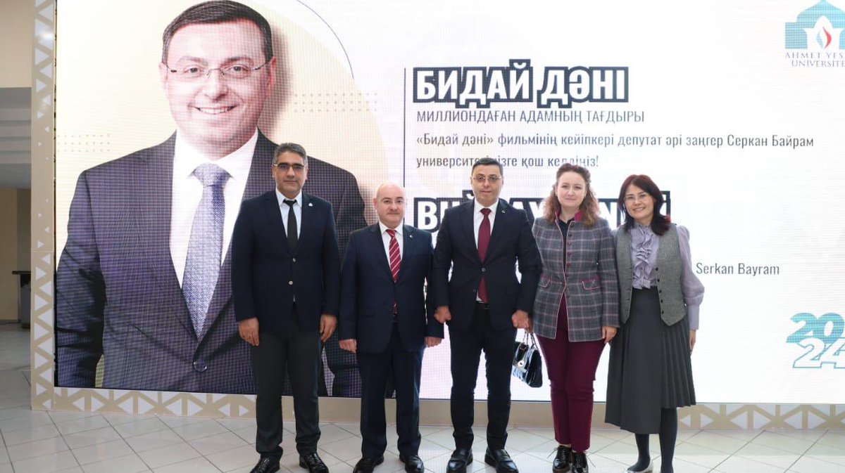 📍Türkistan/Kazakistan

Hoca Ahmet Yesevi Uluslarası Türk-Kazak Üniversitemizde gençlerle buluştuk. 

Üniversitede gerçekleştirdiğimiz  keyifli bir söyleyişinin ardından Buğday Tanesi filmimizi hep birlikte izledik. Gençlerin samimi ilgisi ve değerli katkıları bizi çok mutlu