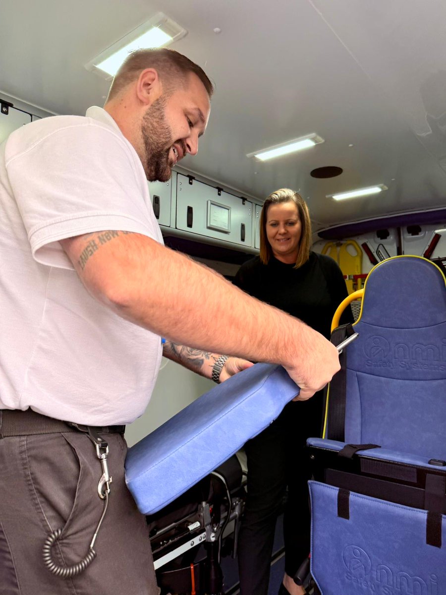 EMA Patient Transport visited <a href="/AveryHealthcare/">Avery Healthcare</a>'s  Rivermere Care Home this week to meet the amazing staff &amp; discuss private ambulance transport for residents. Thank you to Manager Danielle Scott for the warm welcome &amp; goody bags!  Learn more about EMA 👇
emapatienttransport.co.uk/care-home-tran…