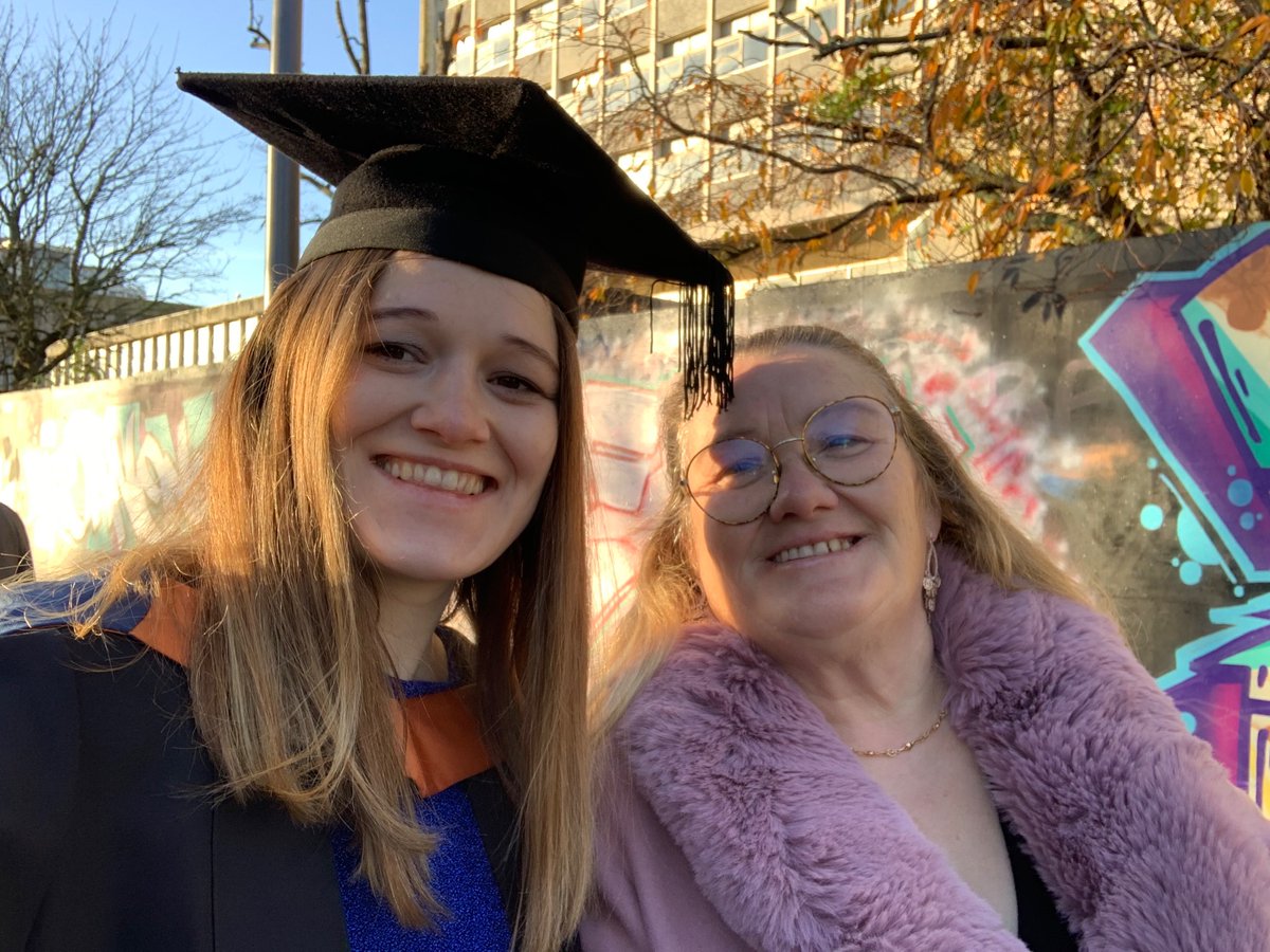 #plymGrad
Happy 🥰❤️