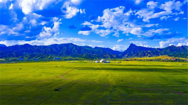 HohhotChina's tweet photo. #Hohhot won the International Friendship City Award for Outstanding Contribution at the just-concluded China International Friendship Cities Conference 2024, #CIFCC, the highest honor in this field🥳! Welcome to join Hohhot's circle of friends!⭕️🤝 #HohhotUpdates https://t.co/gMHxoTAUk4