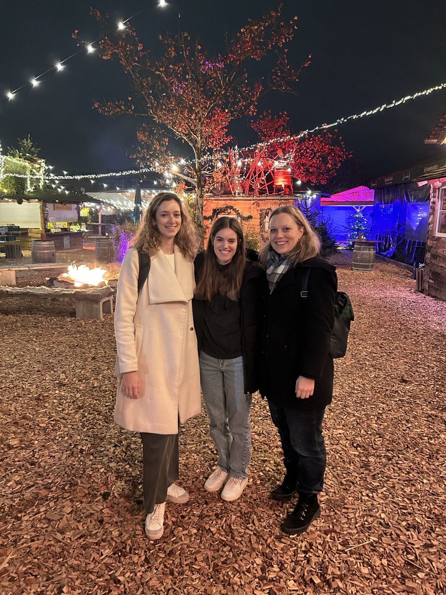 netcare's tweet image. How wonderful – Sofija, our favorite HR expert from netcare’s Belgrade office, and her husband Slobo came to visit. Mission map: A bit of training, a chance to say hello to the local team, and of course: falling in love with Swabian cuisine. Do sledećeg viđenja, you two. 👋🍻