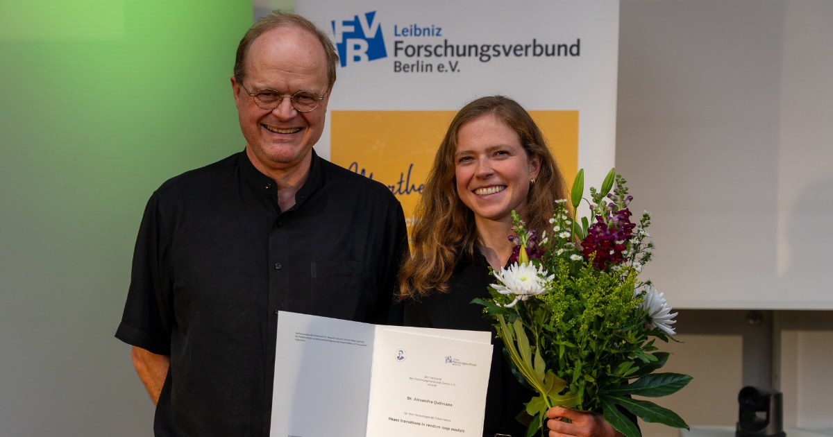 MATHplus (@mathplusberlin) on Twitter photo Congrats to Alexandra Quitmann, alumna of the Berlin Mathematical School (BMS/MATH+), on receiving the "Marthe Vogt Award" from <a href="/FVB_adlershof/">Forschungsverbund Berlin</a> for her outstanding dissertation!💐She did her research at <a href="/WeierstrassInst/">Weierstrass Institute Berlin</a> & earned her PhD from <a href="/TUBerlin/">TU Berlin</a>.
👉 tinyurl.com/4ebuwd3v Congrats to Alexandra Quitmann, alumna of the Berlin Mathematical School (BMS/MATH+), on receiving the "Marthe Vogt Award" from <a href="/FVB_adlershof/">Forschungsverbund Berlin</a> for her outstanding dissertation!💐She did her research at <a href="/WeierstrassInst/">Weierstrass Institute Berlin</a> & earned her PhD from <a href="/TUBerlin/">TU Berlin</a>.
👉 tinyurl.com/4ebuwd3v