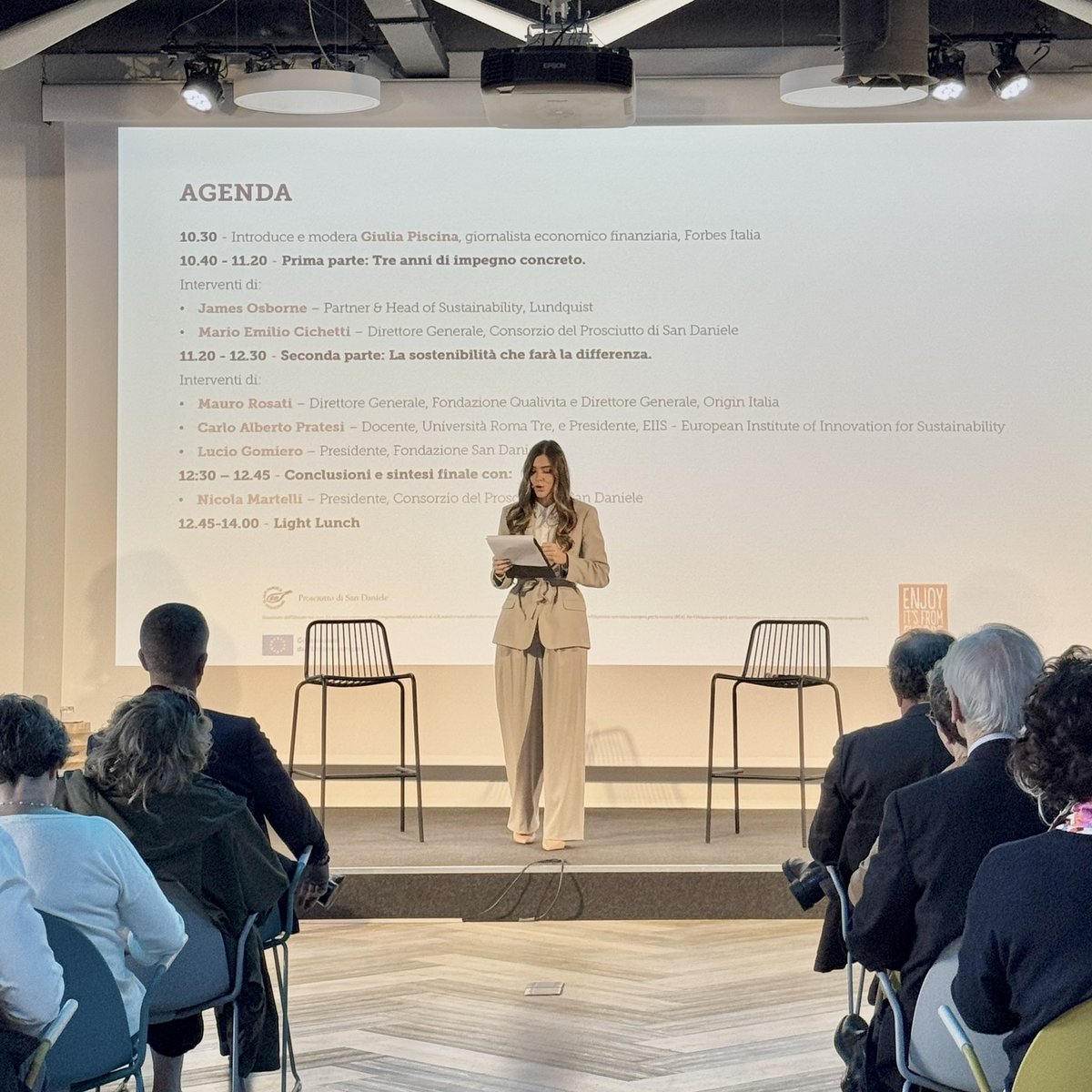 SanDanieleDOP's tweet photo. Oggi a Roma il seminario Valore concreto: il modello di sostenibilità del Consorzio del Prosciutto di San Daniele tra tradizione e innovazione nel settore alimentare https://t.co/t6m7y7vcun