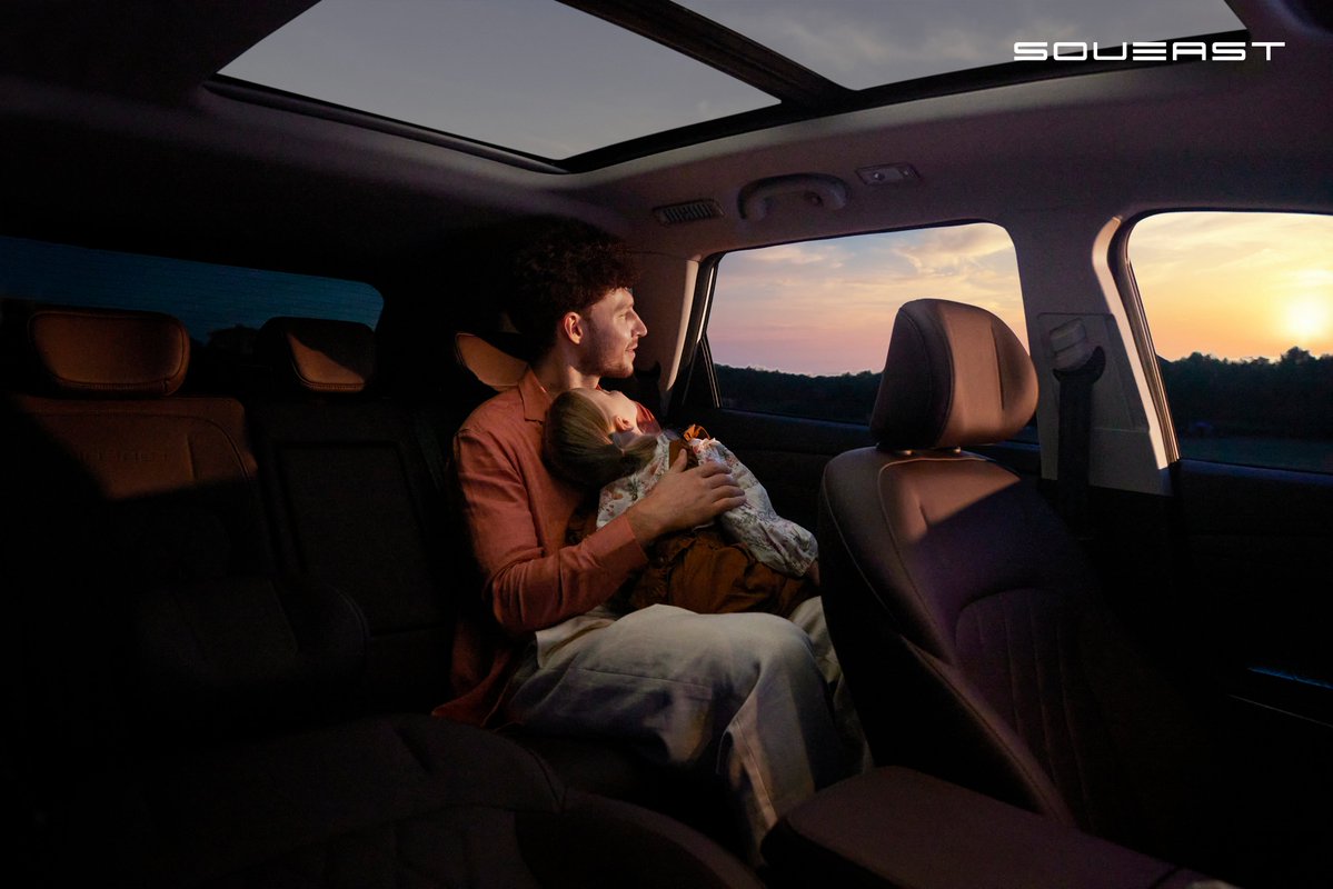 SOUEASTGlobal's tweet image. Effortless control up front, pure relaxation in the back—S09 brings comfort to every seat.
#SOUEAST #SOUEASTS09 #BESOULKNIGHT