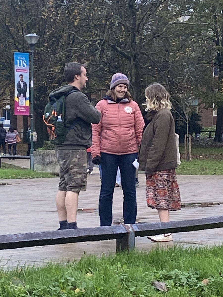 Helped celebrate/promote <a href="/GenWellProject/">GenWell</a>'s  #TalkToAStrangerWeek at <a href="/SussexUni/">University of Sussex</a> yesterday. We had a great time handing out stickers, telling people about the benefits of #Talking2Strangers &amp; hearing their stories. Thanks to everyone who came along to encourage people to connect.