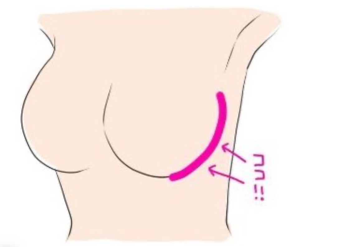 【スペンス乳腺】隠れた性感帯

場所 脇の下と横乳の境目辺り

ここを開発すると「乳行キ」が可能になるよ。

スペンス乳腺に指を当てなが揉んだりフェザータッチすると開発されていきます。
最初の内はくすぐったいと感じるけど、回数を重ねることによって快感に変わります！！
