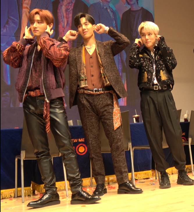 주헌이의 '박수!!!!' 로 인한 고막탈출방지중