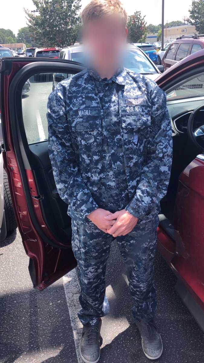 SMOKEDOPE2016's tweet photo. Throwback 2 when my homie copped a navy uniform from the thrift so he wouldn’t get carded at the smokeshop https://t.co/cjA2VgjV0K
