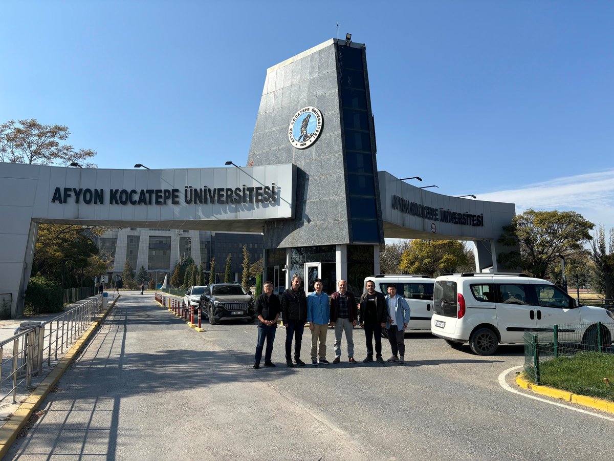 kocatepeuniv's tweet photo. Çinli Bilim İnsanlarından AKÜ’ye Ziyaret.
Haberin devamı için...⬇️
https://t.co/EKO0cbMMJg
@Karakas1969 @AfyonKocatepeM1
#AfyonKocatepeÜniversitesi https://t.co/2hBsERX7Pr