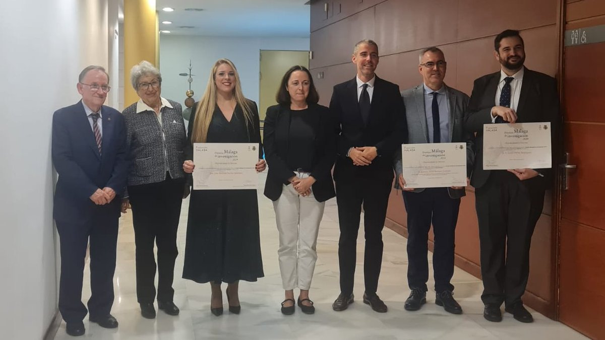 Los docentes de la UMA Sergio Fortes, Melissa García y Antonio Jesús Santana, distinguidos en la edición 2024 de los Premios Málaga de Investigación, otorgados por la <a href="/FundacionMalaga/">Fundación Málaga</a> junto a la Real Academia de Bellas Artes de San Telmo y la <a href="/AcademiaAgp/">@AcademiaAgp</a> u.uma.es/fFb/