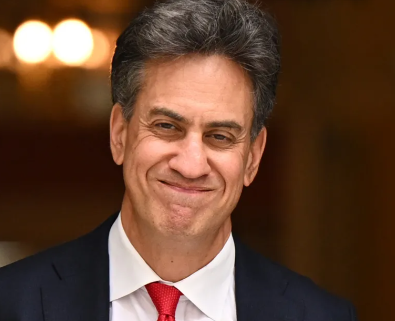 How come <a href="/Ed_Miliband/">Ed Miliband</a> flew 354 ministers and civil servants to the climate change shindig in Baku and still managed to be the stupidest person in the room?