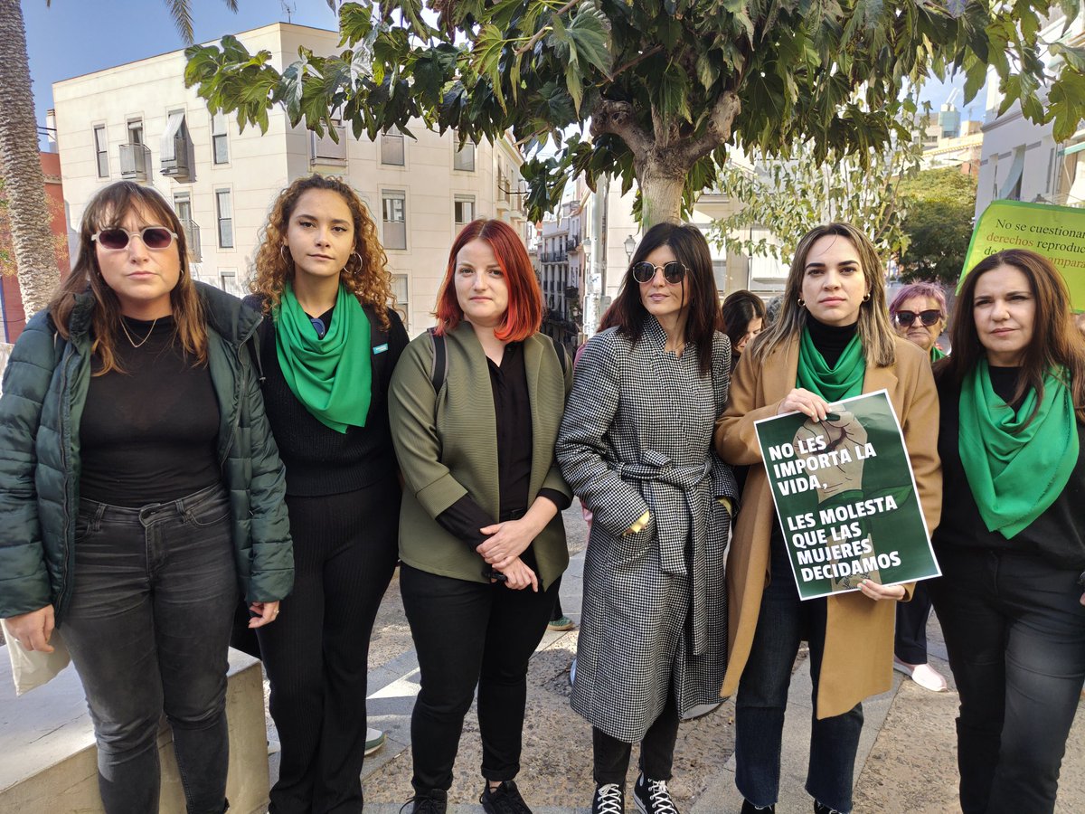 Ni un pas enrere! 

🚫 No a l'oficina anti avortament de PP i Vox a Alacant. Hem de garantir l'exercici de les dones als drets de llibertat, intimitat, salut i autonomia personal.
