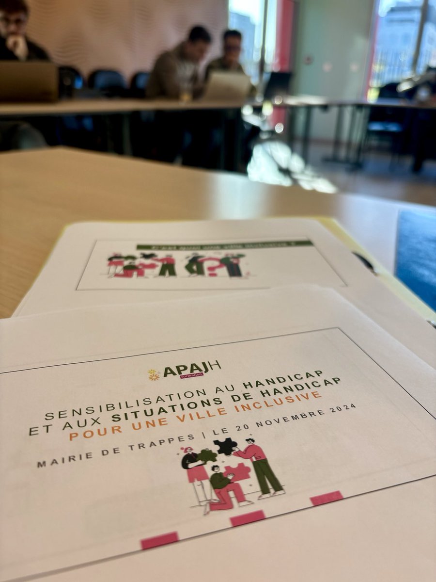 Matinée de sensibilisation aux situations de #handicap, point législatif et focus sur l’accessibilité universelle pour des responsables de directions et de services de la ⁦<a href="/villedetrappes/">Trappes</a>⁩ dans le cadre de leur plan d’actions pour une ville inclusive 🏘️