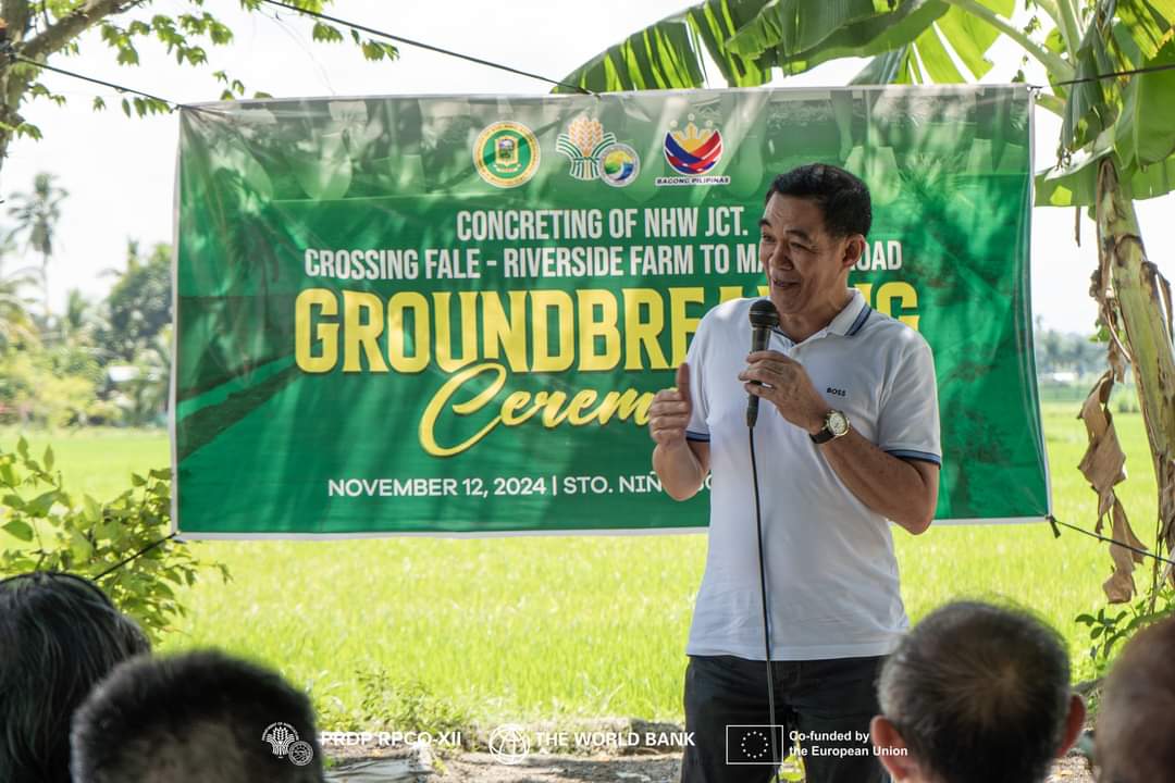 GrowlHarhar's tweet photo. DA-PRDP Regional Project Coordination Office XII recently held a groundbreaking ceremony on Nov. 12, 2024 to officially commence the construction of the P46.7-M National Highway Junction Crossing Fale-Riverside Farm-to-Market Road FMR in Sto. Niño, South Cotabato.
#DAPRDP https://t.co/jAyLBTQcqs