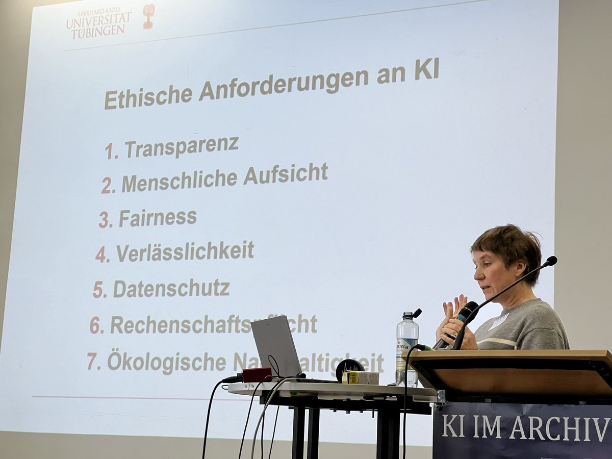 Jessica Heesen auf dem #berlinerarchivtag über ethische Anforderungen an KI