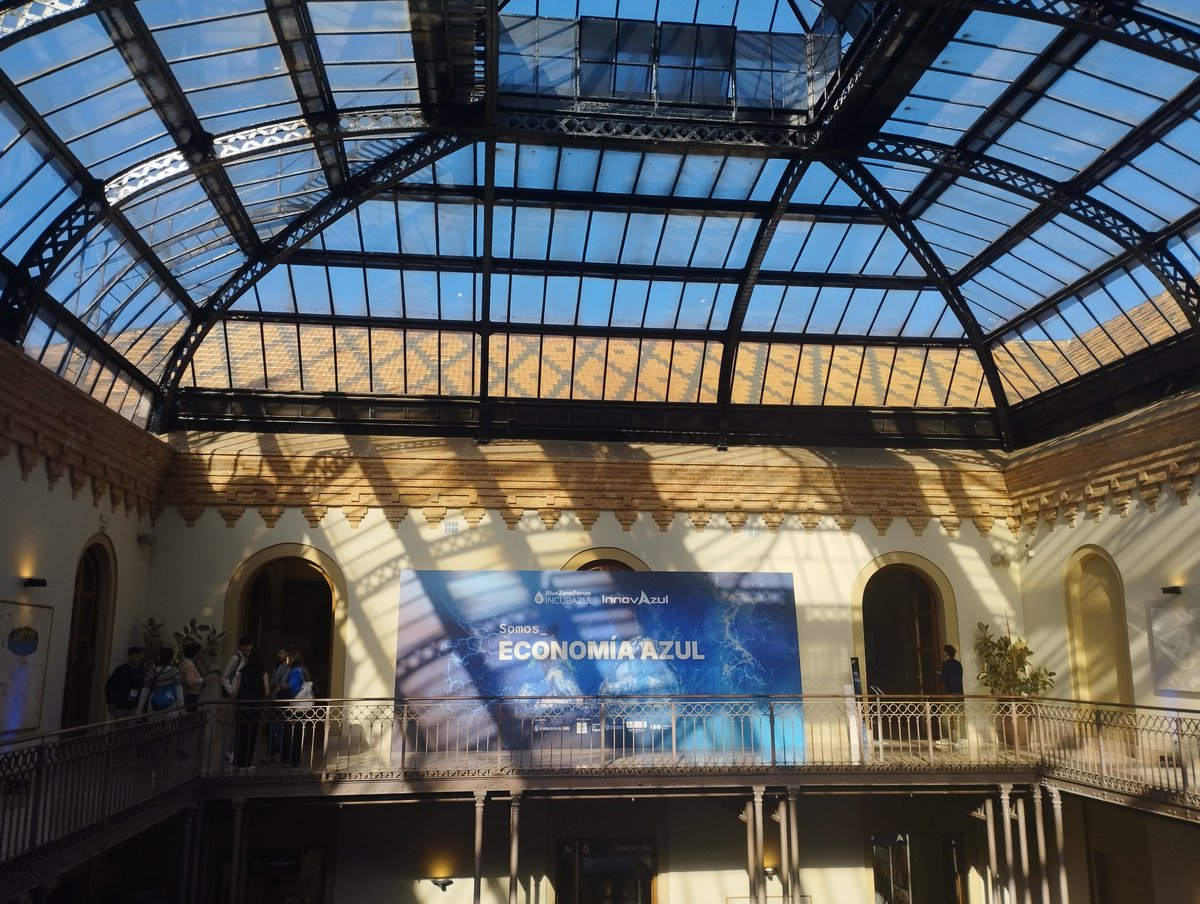 IEO_Cadiz's tweet photo. 🌍#BlueZoneForumInnovazul2024🌍
Nuestro stand empieza a llenarse y llegan los primeros compañeros del #ieocadiz para visitar las instalaciones del @CongresosCadiz en #innovazul.
#Networking #IEO #CSIC #blueeconomy #incubazul https://t.co/HLquAWbZso