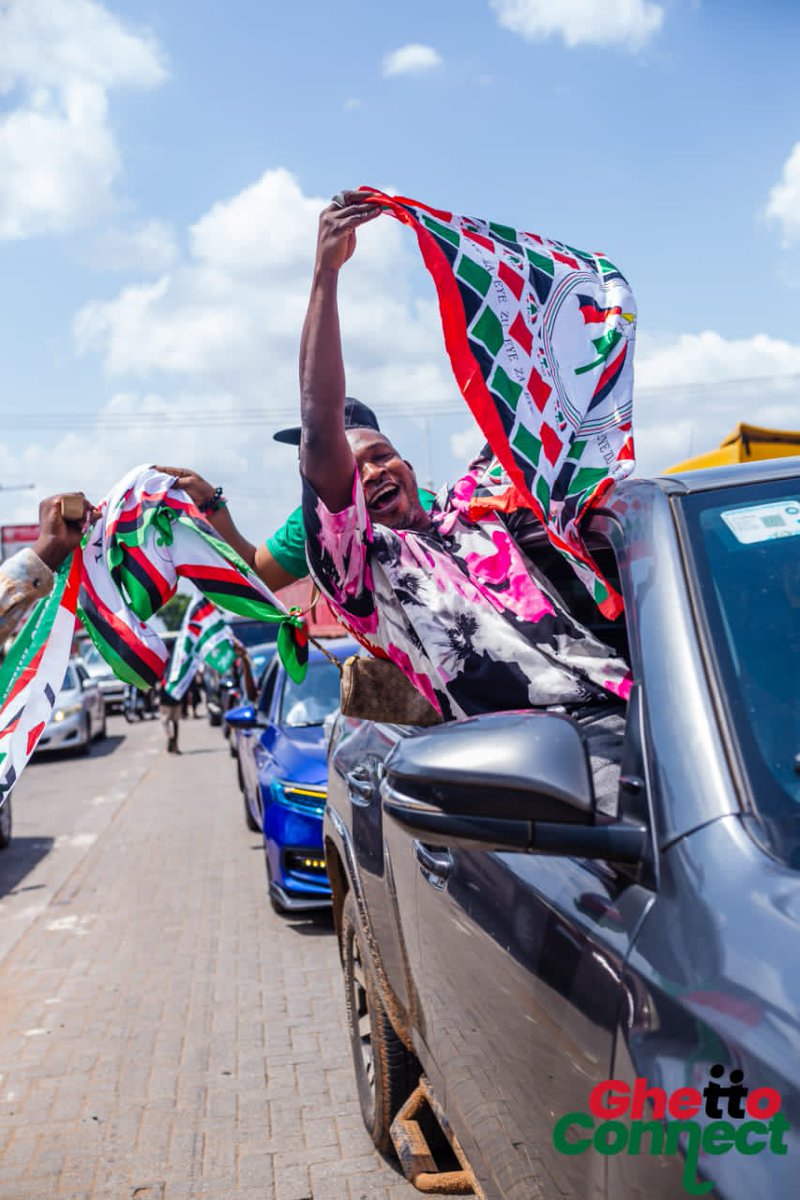 connect_ghetto's tweet photo. It's going to be all joy on the 30th of November as we host the biggest drive for victory.
#ConnectDrive with Team #GhettoConnect will be driving through 19 constituencies in Greater Accra.
Be part of this historic drive to reset Ghana.
#ConnectDrive
#GhettoConnect
#iChoose8 https://t.co/M2YYdsEpzS