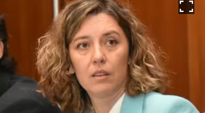 CAMPAÑA MASIVA DE DIFUSIÓN PARA LA RESTITUCIÓN DE LA FISCAL ANTICORRUPCION CECILIA GOYENECHE!!
ALTO RT SI ESTAS DE ACUERDO 👍
