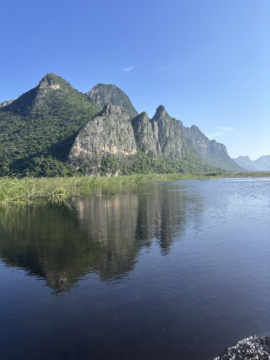 dm3protocol's tweet image. We just came back from @EFDevcon.

We had our own Team Retreat the week before, and it was a blast! 

Thailand surprised us with an amazing culture, amazing conferences and new and old friends that we encountered all across the main and side events we attended. 

From @lukso_io,…