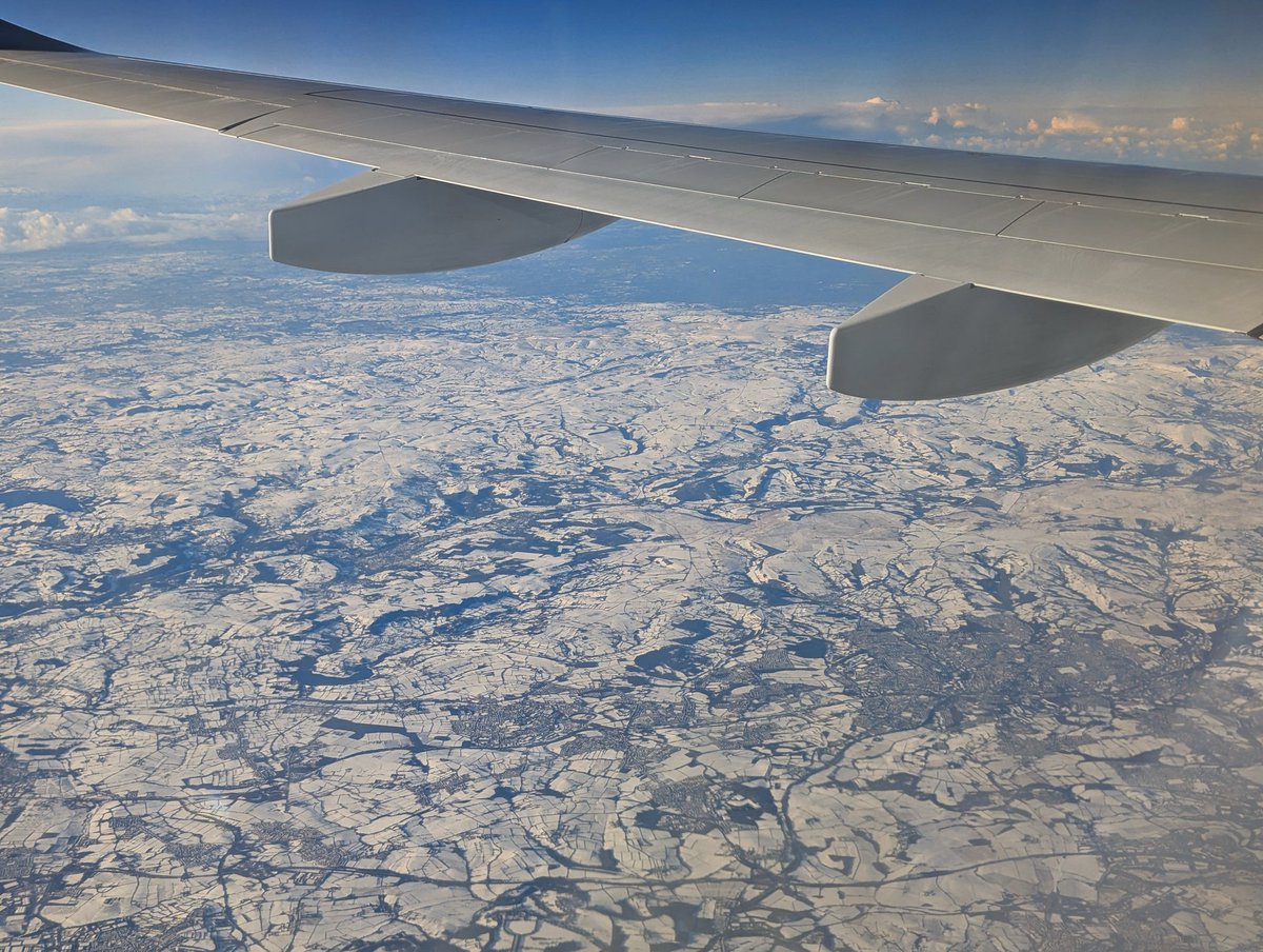 Stunning views across a snowy England ❄️