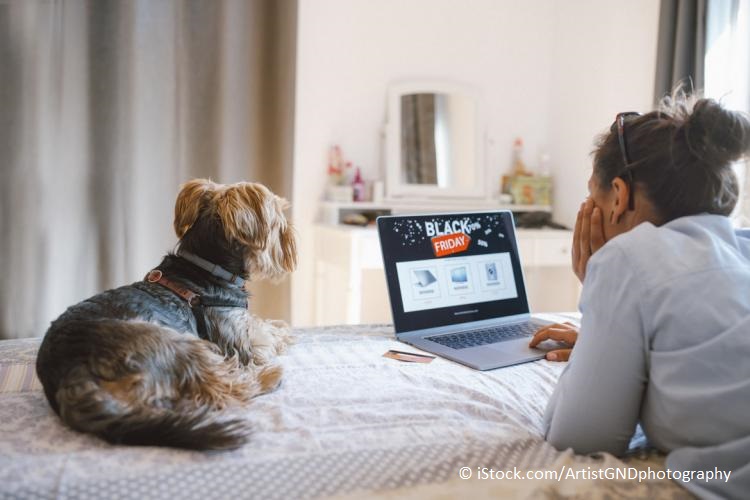 Am #BlackFriday und #CyberMonday locken Händler mit „Top-Angeboten“ und „Mega-Deals“. Doch der Konsum in Online-Shops und auf Online-Marktplätzen hat Folgen. Die Verpackungen für den Versand, Retouren und der Lieferverkehr belasten Umwelt und Klima ➡️ vzhh.de/themen/einkauf…