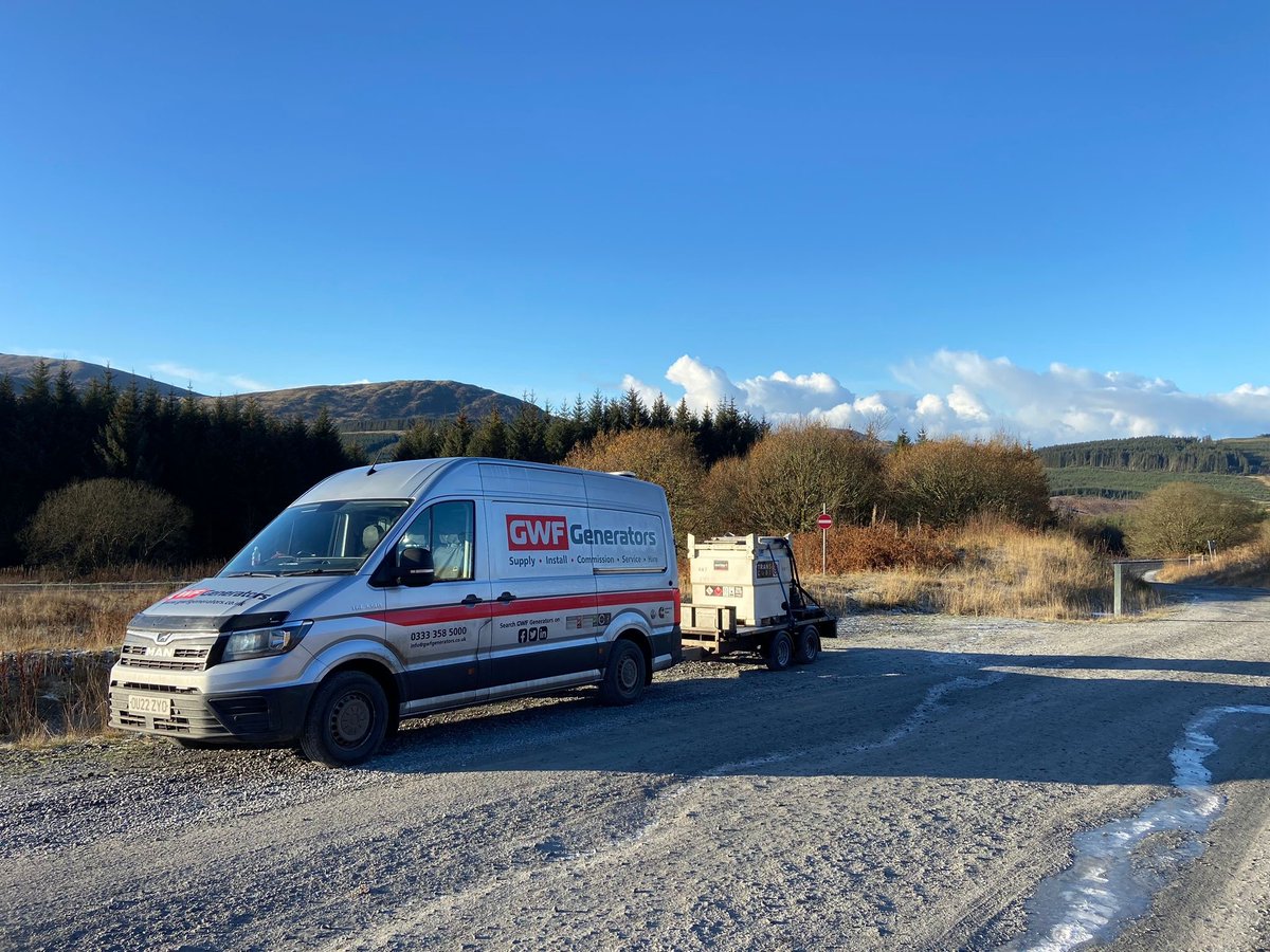 GWFGenerators's tweet image. ❄️ Out in the field, keeping generators fueled even in icy conditions!

Our mobile refueling rigs ensure uninterrupted power during generator hire. Bonus? We offer eco-friendly HVO diesel for a greener solution. 🌱

#GeneratorHire #HVOFuel #WinterReady #GWFGenerators