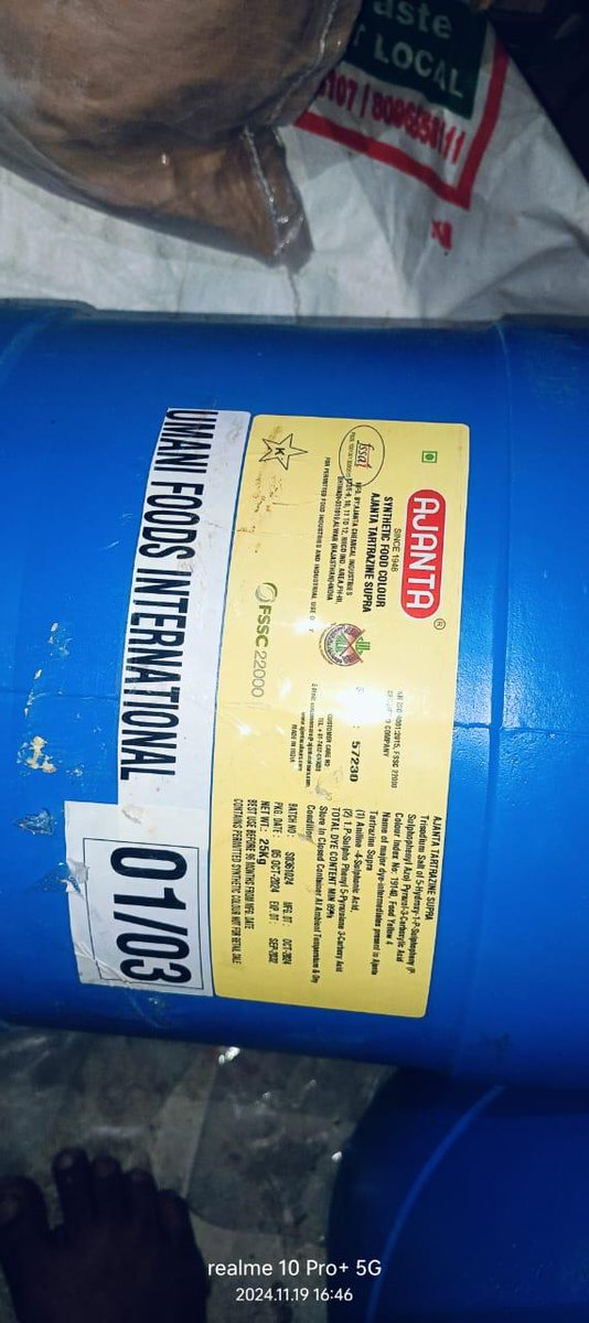 jsuryareddy's tweet photo. #Hyderabad :
The #FoodSafety officials seized 400 kg Ginger Garlic Paste, manufacturing at the highly #Unhygienic premises.
The Food Safety officials raids at Umani Foods International at #Katedan, Hyderabad and found the #GingerPaste #GarlicPaste manufacturing the highly Unhygienic premises. Seized 50 kg Synthetic food colour and 400 kg of Ginger Garlic paste and samples sent to the laboratory for analysis.
@cfs_telangana @GHMCOnline