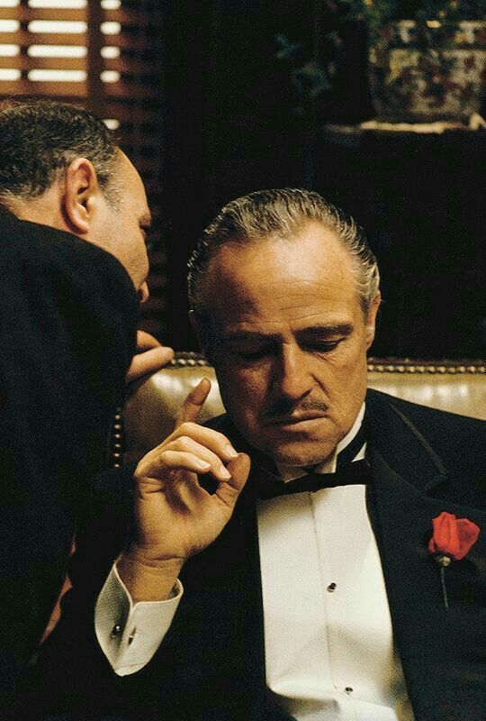 Jefersonnasa_'s tweet photo. 10 frases poderosas de películas:

1. "Un hombre que no pasa tiempo con su familia nunca puede ser un hombre de verdad." https://t.co/qscwTllGEt