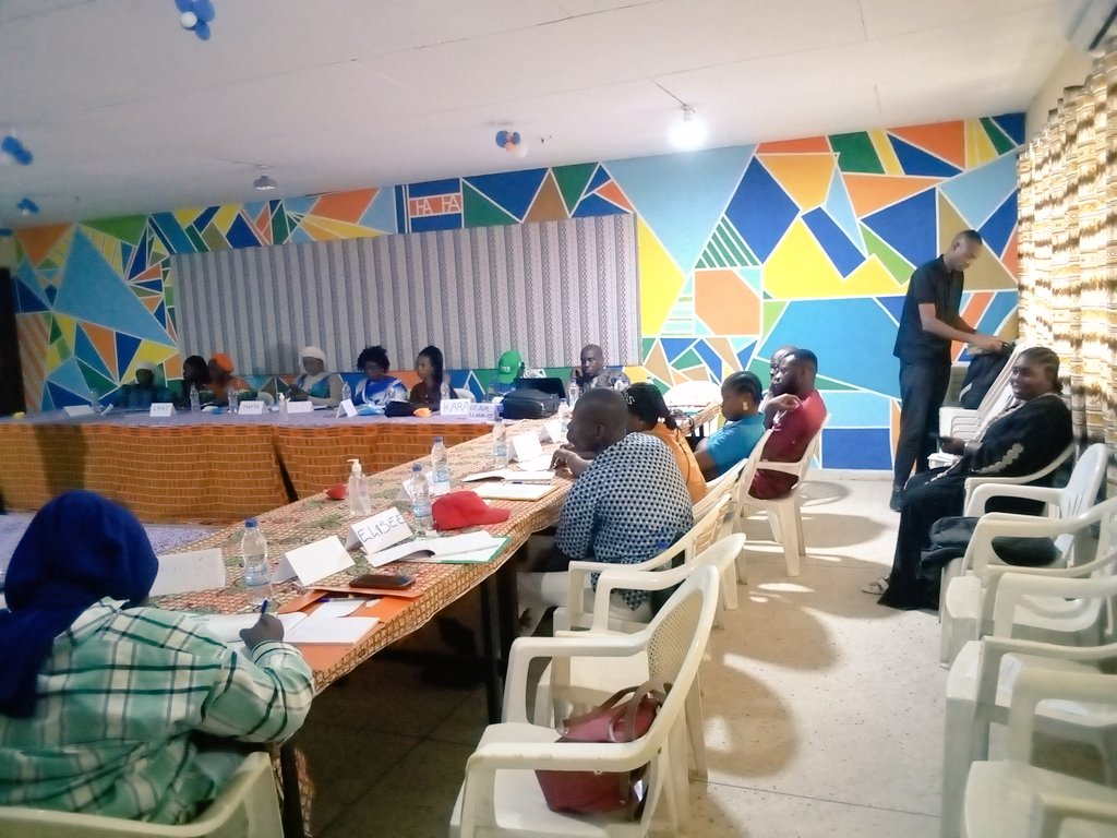 ONG MESSI tweet media