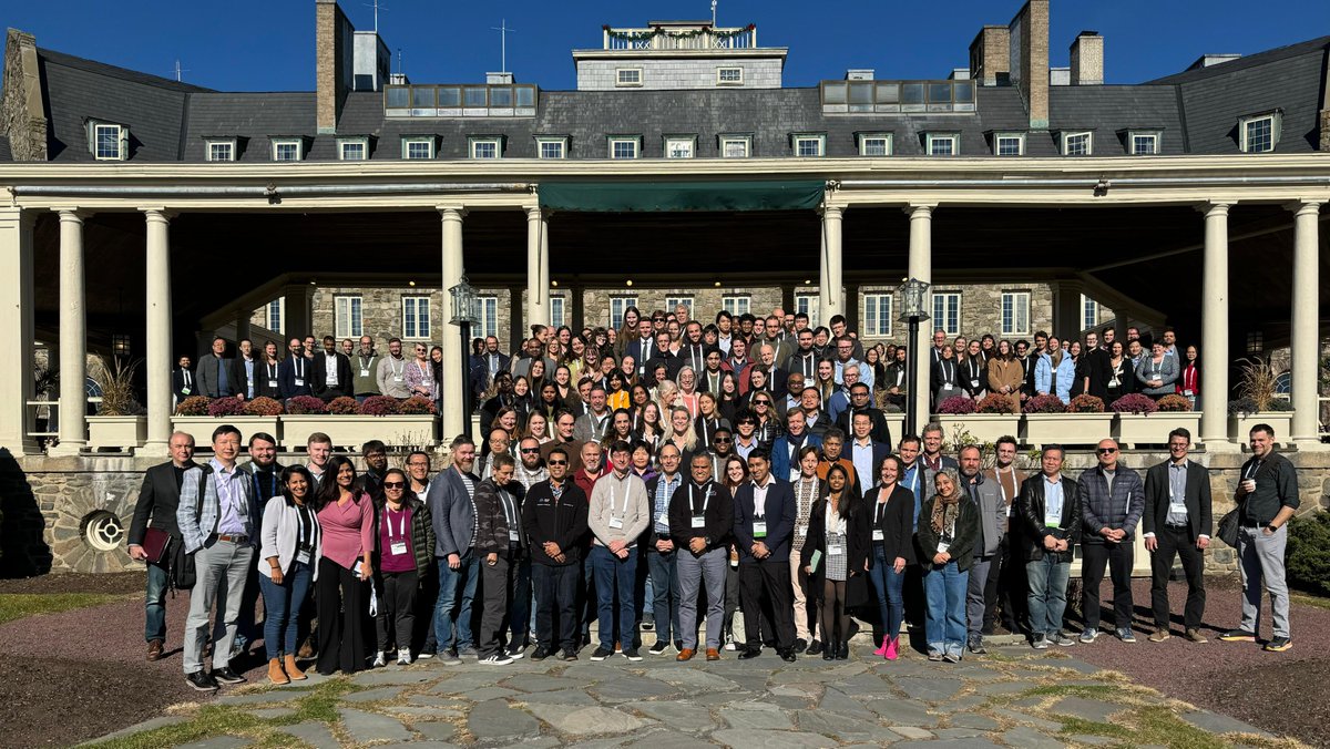 With Anne and <a href="/ChaabanMansoor/">Mansoor Chaaban</a>, we represented @RMeS_UMR1229  during #PSRS2024
Big thanks to <a href="/orsspinesection/">ORS Spine Section</a> <a href="/ORSsociety/">Orthopaedic Research Society</a> for a Diversity Travel Award and a Podium Award to <a href="/ChaabanMansoor/">Mansoor Chaaban</a> for the DISCAFF project 👏🥳
<a href="/XavierGarric/">XavierGarric</a> @OrthoLabUlm
<a href="/InsermGrdOuest/">Inserm Grand Ouest</a> <a href="/FRM_officiel/">Fondation pour la Recherche Médicale</a>