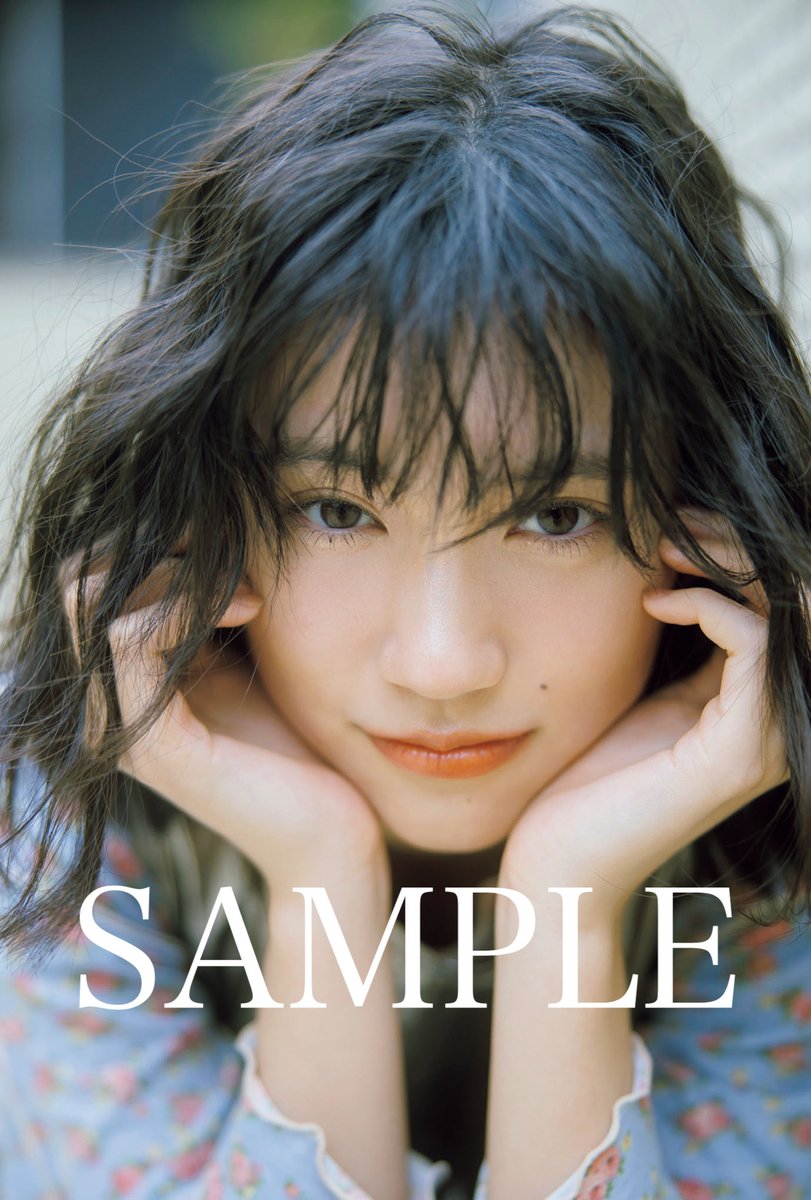 柳堀花怜　スペアの恋パネル　グラビアンエイジ　直筆ポストカード 駿河屋 -<中古>柳堀花怜(僕が見たかった青空) 僕青クリアトレカ