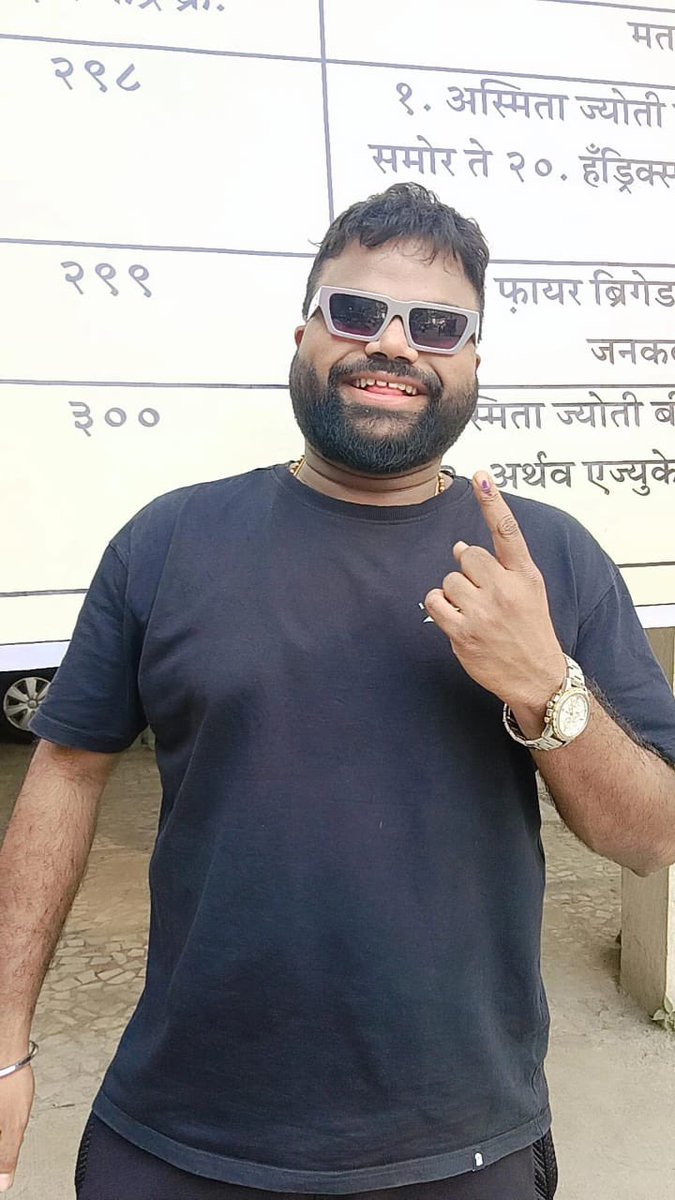 prathamrai63's tweet photo. Role more powerful than being a leader is choosing one 😎

@ECISVEEP  #Election2024  #MaharashtraElection2024 https://t.co/qkpWVdrNBV