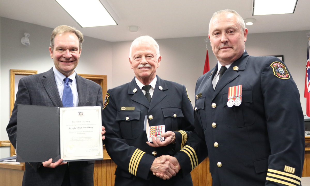 'It’s very important to be kind to each other': Erin’s deputy fire chief Jim Peavoy recognized for 50 years of service. ow.ly/awln50UaZ9q
