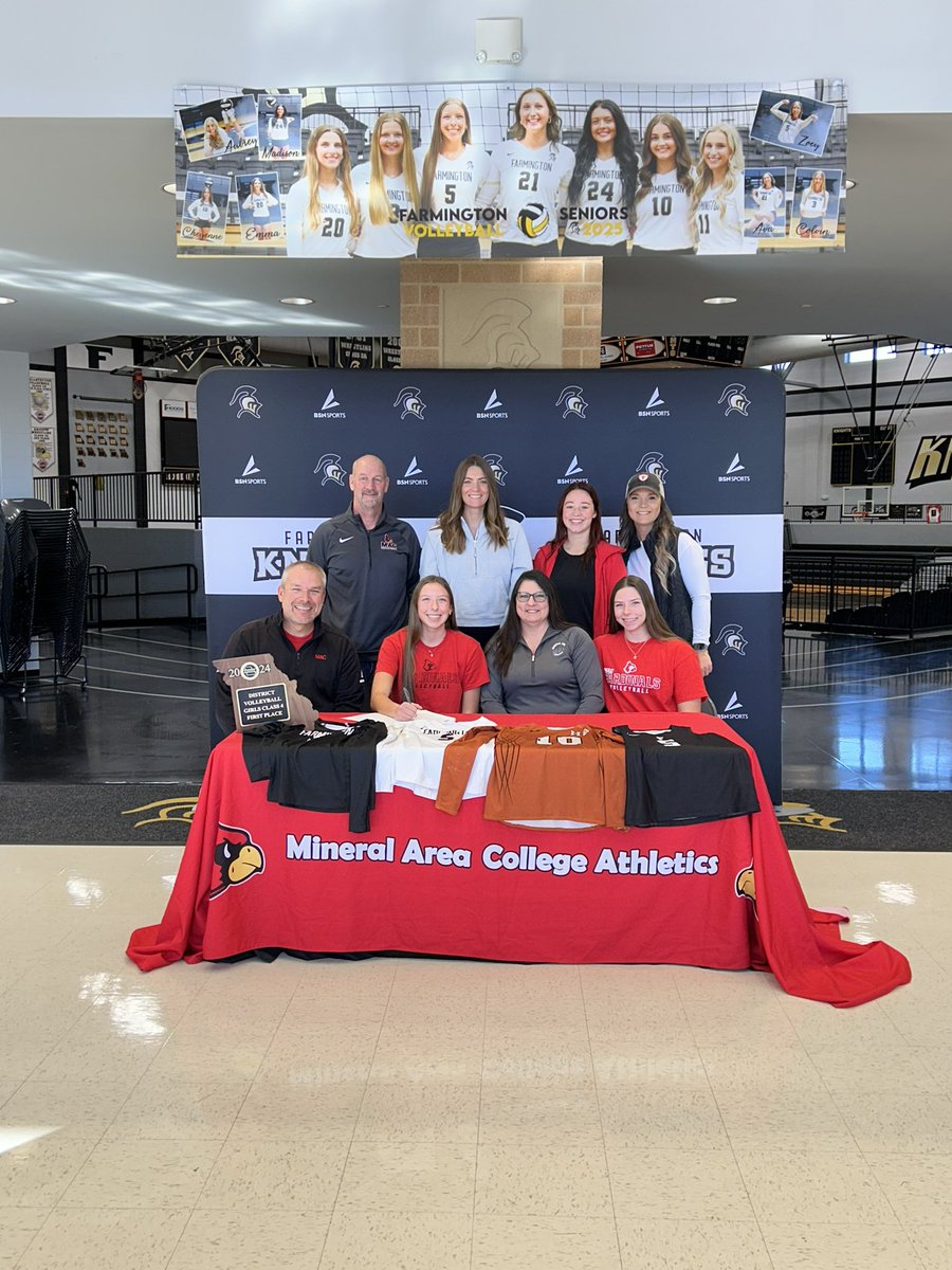 KFMOsports (@kfmosportsvb) on Twitter photo 🏐✍️OFFICIAL
Farmington’s Zoey Gerwitz officially signs her national letter of intent to continue her academic and athletic career at Mineral Area College.
<a href="/STLhssports/">STLhighschoolsports</a> <a href="/missouri_sports/">Missouri Sports Network</a> <a href="/Knightsad10/">Chad Mills</a> <a href="/MAC_Cards/">Mineral Area Athletics</a> <a href="/MAC_Vball/">MAC Volleyball</a> 🏐✍️OFFICIAL
Farmington’s Zoey Gerwitz officially signs her national letter of intent to continue her academic and athletic career at Mineral Area College.
<a href="/STLhssports/">STLhighschoolsports</a> <a href="/missouri_sports/">Missouri Sports Network</a> <a href="/Knightsad10/">Chad Mills</a> <a href="/MAC_Cards/">Mineral Area Athletics</a> <a href="/MAC_Vball/">MAC Volleyball</a>