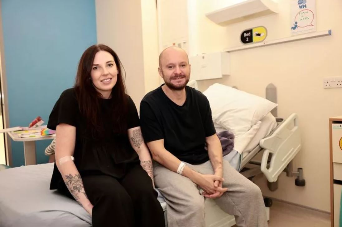 MFT NHS (@mftnhs) on Twitter photo ICYMI: <a href="/MENnewsdesk/">Manchester News MEN</a> shared the incredible story of a Manchester woman gave her former colleague the gift of life when she responded to his social media appeal for an organ donor.
Hear more from Lauren and Jamie before their surgery at <a href="/MFT_MRI/">Manchester Royal Infirmary</a> here: tinyurl.com/4fnyj52n ICYMI: <a href="/MENnewsdesk/">Manchester News MEN</a> shared the incredible story of a Manchester woman gave her former colleague the gift of life when she responded to his social media appeal for an organ donor.
Hear more from Lauren and Jamie before their surgery at <a href="/MFT_MRI/">Manchester Royal Infirmary</a> here: tinyurl.com/4fnyj52n
