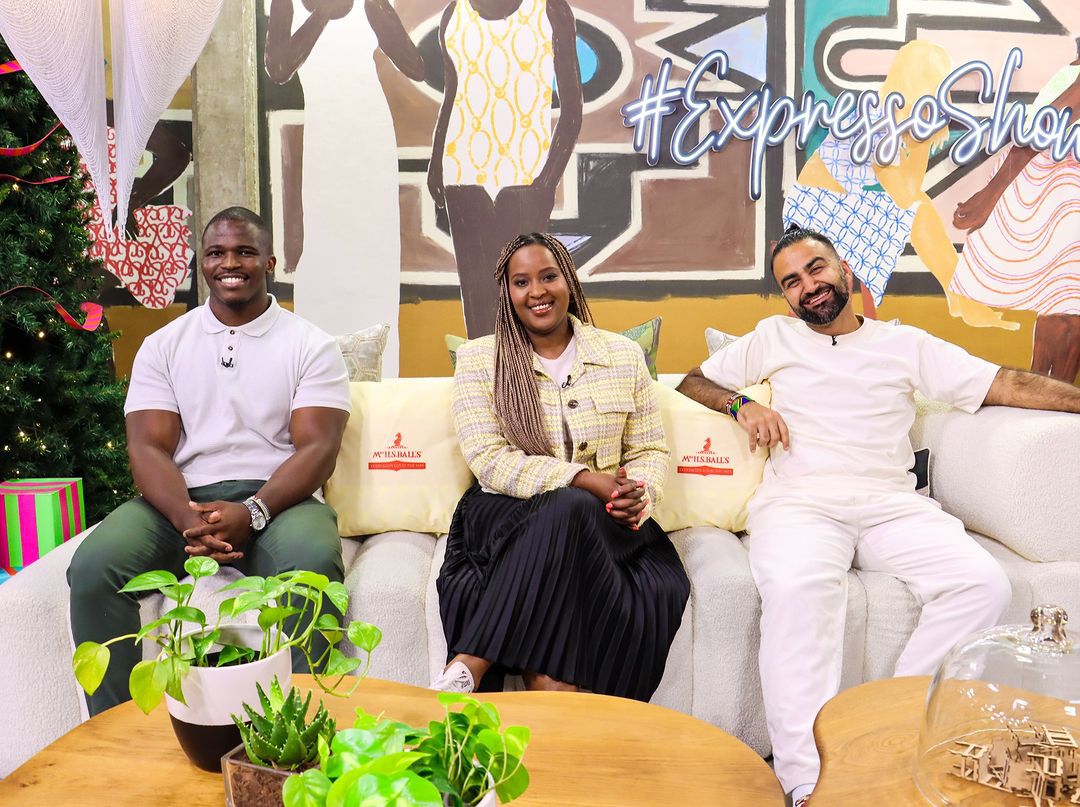 Serving laughs and deliciousness!BTS with @TheFunnyChef, <a href="/SuzelleDIY/">SuzelleDIY</a>, &amp; Sauce of the Year winner <a href="/vafafrica/">Vafa Naraghi</a> on the Express Show. 
It was a flavorful and heartfelt morning! 🌟 #MrsBalls #ExpressoShow