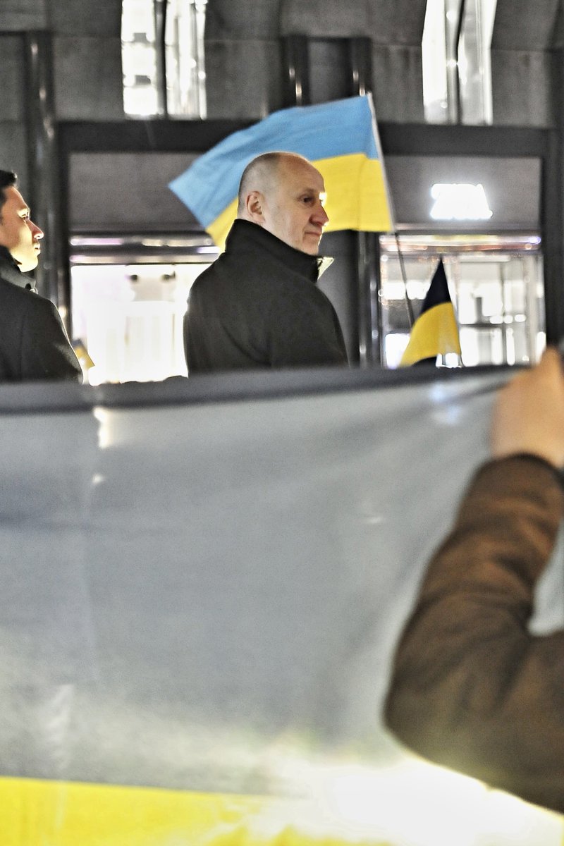 apex_archive's tweet photo. Gestern 1000 Tage; heute 1001,...
Niemand hat zu Beginn damit gerechnet, dass die #Ukraine so lange standhaft sein würde-und doch ist es kein Anlass zu Jubel: Der militär.und mentale Widerstand, stößt auf immer mehr russische Aggression.
#1000DaysOfWar #UkraineRussiaWar #Vienna https://t.co/QjeCO2ArU3