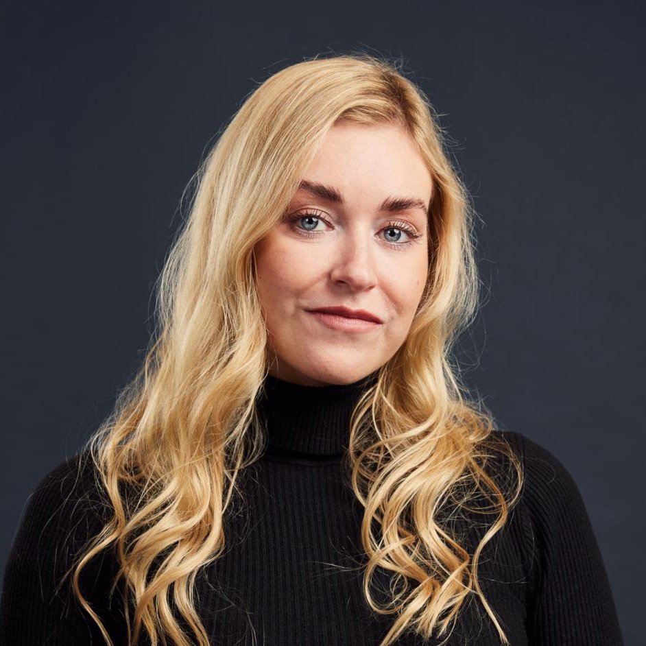 Morgen staat Raisa Blommestijn voor de rechter wegens het uiten van haar mening over massa-immigratie! Schandalig! Ze verdient alle steun! 

Doe een ❤️ &amp; RT als je Raisa steunt!